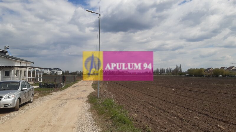 Teren 4400 mp Otopeni